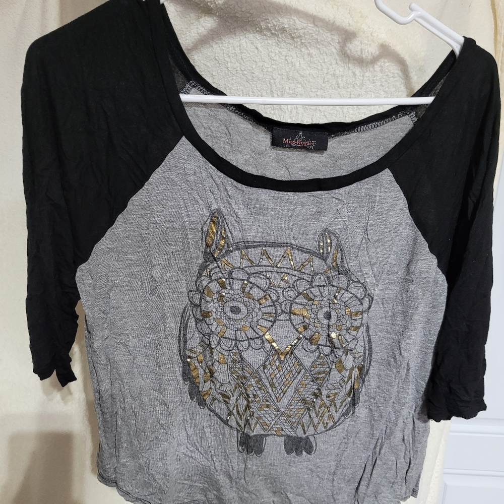 (923) Miss Royal T. ,SIZE Med., Top,Blouse, T-Shirt,  stretch and soft